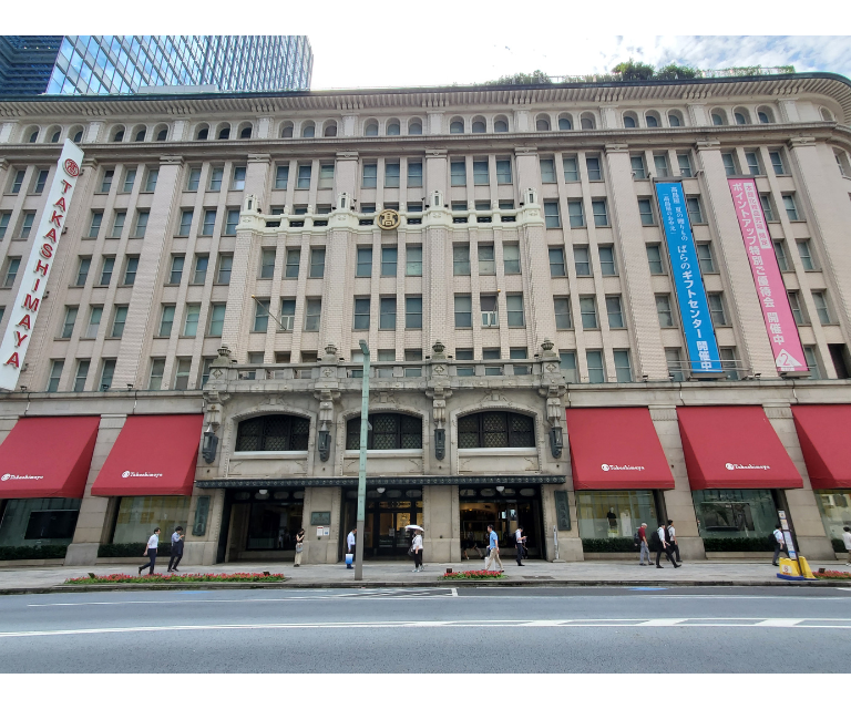 English Tour 【Nihonbashi Private Walking Tour 】-  2-hour Private Tour with an Official local Guide [Tokyo Chuo City Official Excursion]